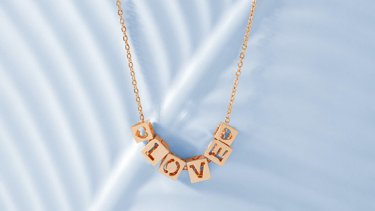 Personalised necklace pendant