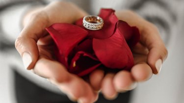 Receiving a ring for valentine's